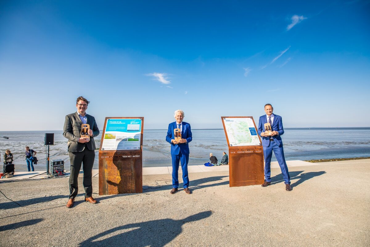 Lauwersmeerdijk versterkt door Wetterskip om gevolgen klimaatverandering op te vangen