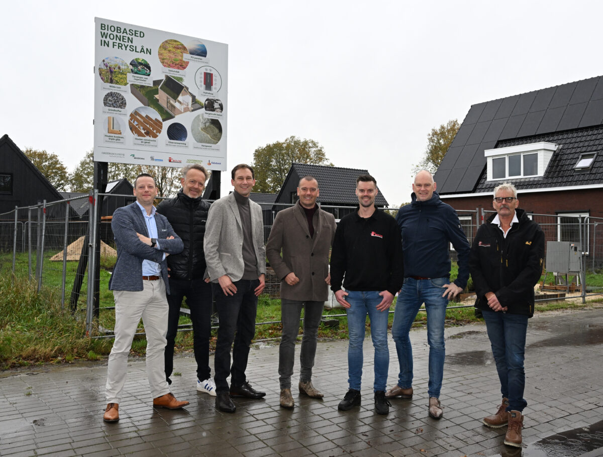 Start bouw biobased woning in Fryslân